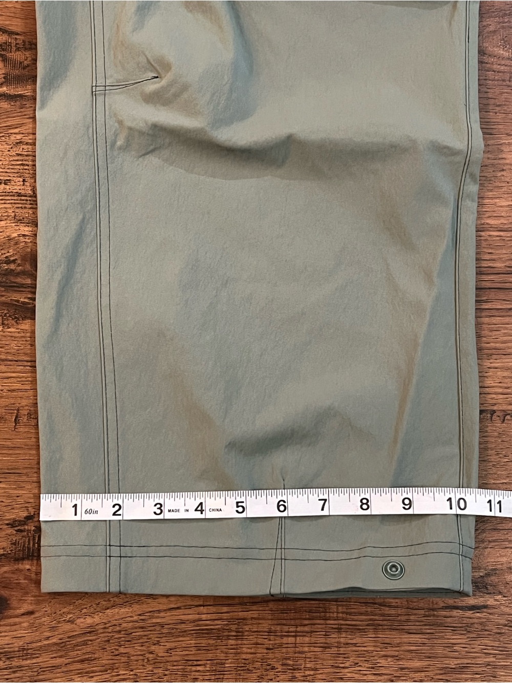 Nike ACG Smith Summit Zip Off Pants ‘Green’ (size wmns M) - Picture 3 of 12